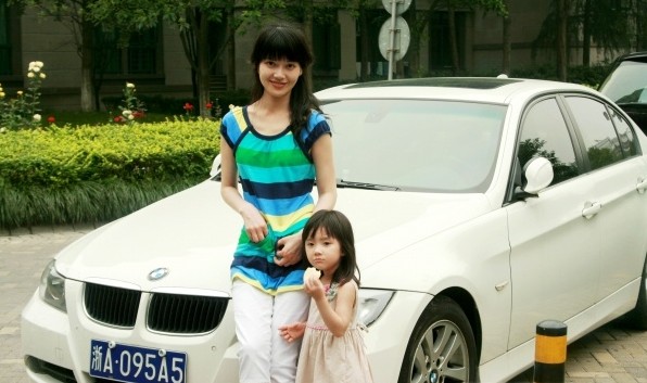 <em>网络红人</em>徐小小的妈妈原来是温州人,真漂亮 - 