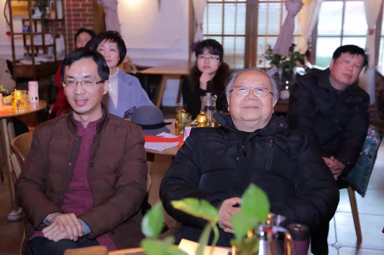 点击图片,在新窗口显示原始尺寸